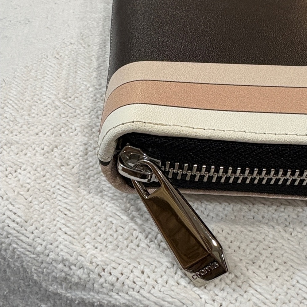 Cromia Rhinestone Wallet - Picture 11 of 13